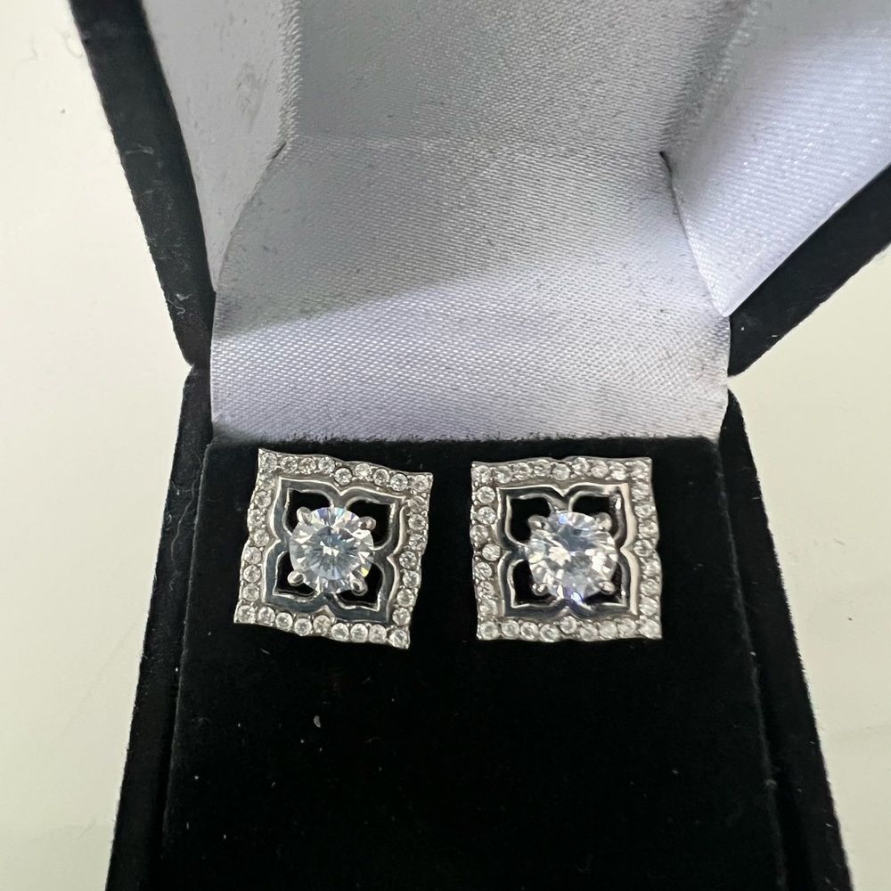 SPARKLY faux diamond earrings - new